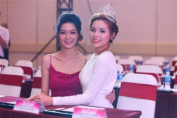 Gương mặt hoàn hảo hơn của Kỳ Duyên khi khắc phục khi được lỗi trang điểm.