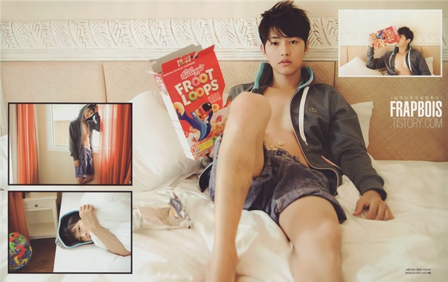 nhung lan khoe body tran hiem hoi cua song joong ki hinh anh 7