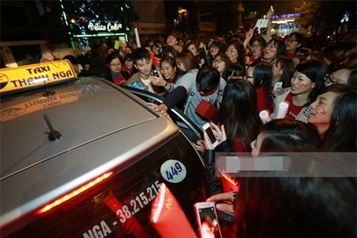 fan-cuong-sao-viet-blogtamsuvn028