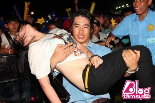 fan-cuong-sao-han-blogtamsuvn025