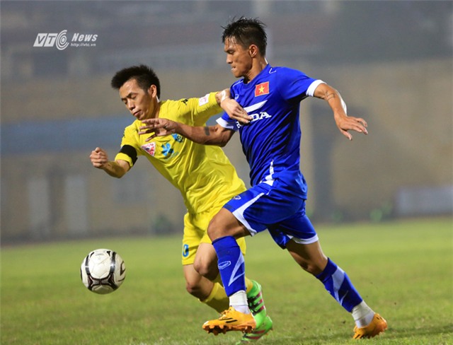 Văn Quyết mong giảm án treo giò