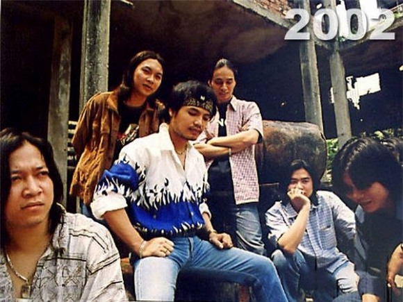 Hình ảnh khi xưa hiếm hoi của ca sĩ Trần lập 9