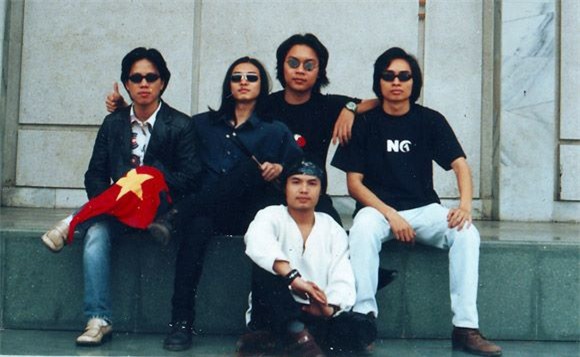 Hình ảnh khi xưa hiếm hoi của ca sĩ Trần lập 8