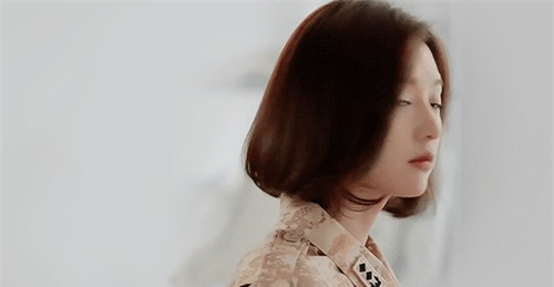 Kim Ji Won: Mỗi kiểu tóc một phong cách & kiểu nào cũng đẹp miễn chê! - Ảnh 3.