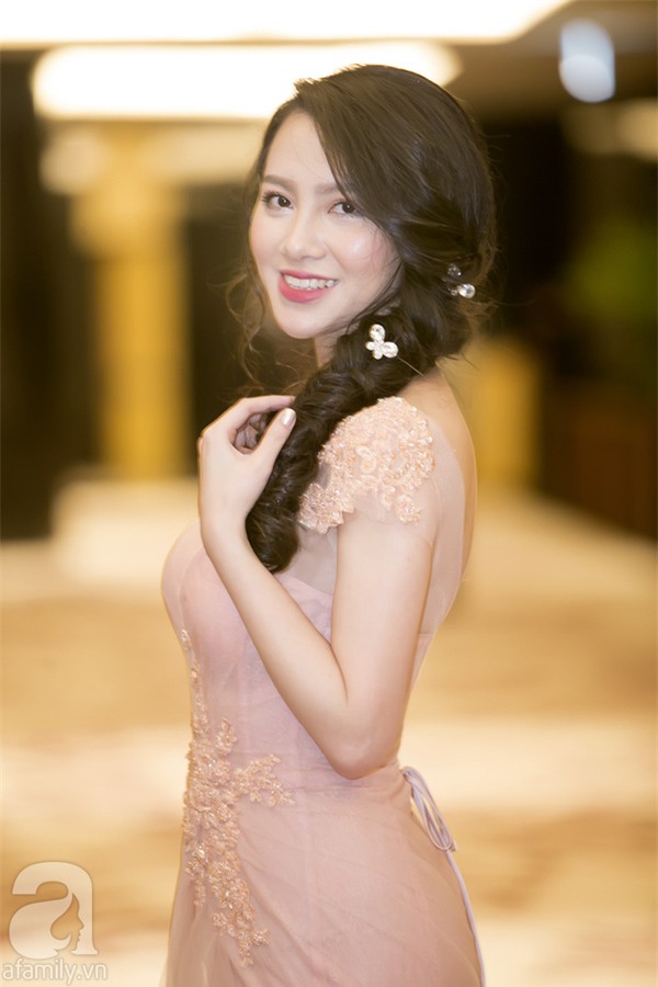 Minh Hà xuất hiện sau tin đồn sắp cưới 3