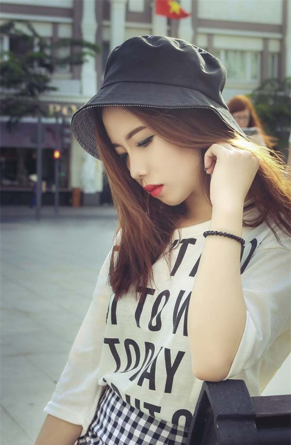 Khởi nghiệp từ năm thứ 2, hotgirl Ngân hàng kiếm gần 30 triệu/tháng