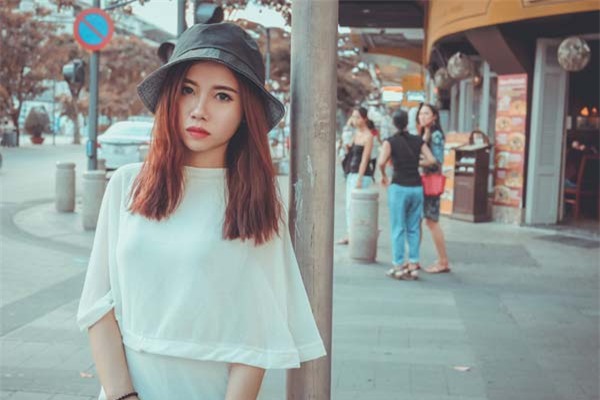 Khởi nghiệp từ năm thứ 2, hotgirl Ngân hàng kiếm gần 30 triệu/tháng