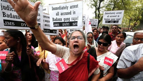 nạn xâm hại tình dục ở Ấn Độ