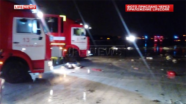 Máy bay rơi, sân bay, Nga, Dubai, Boeing