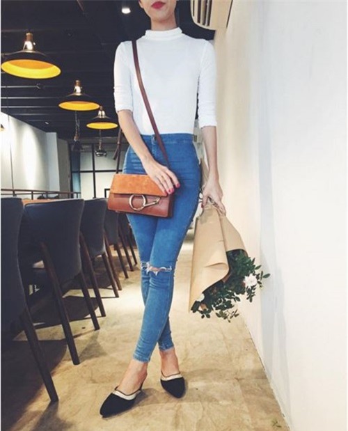 tiet lo chiec tui duoc coi la