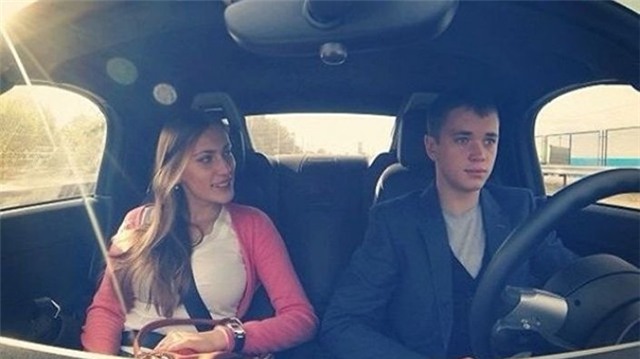 chuyen tinh yeu dep vo tan trong tham kich may bay roi o nga hinh anh 1