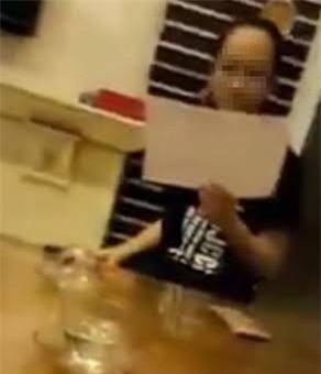 người đàn ông lạ đến nhà, bỏ lại cọc tiền, giám đốc sở y tế Đắk Lắk