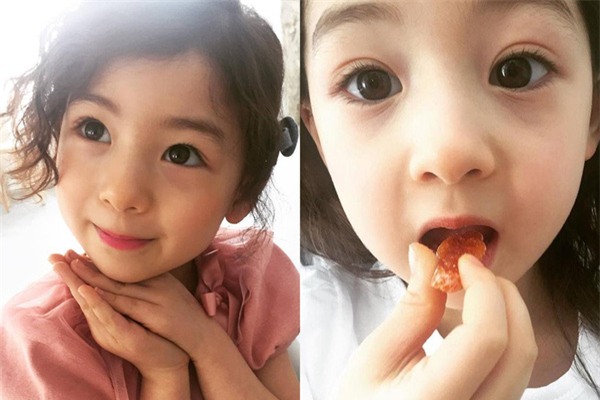 50 sắc thái đáng yêu của 'em bé xinh nhất Hàn Quốc'