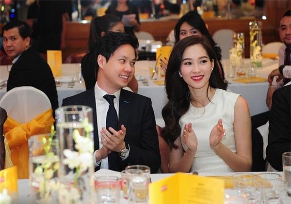 Những khoảnh khắc này là minh chứng cho các cặp đôi sao Việt có tướng phu thê - Ảnh 21.
