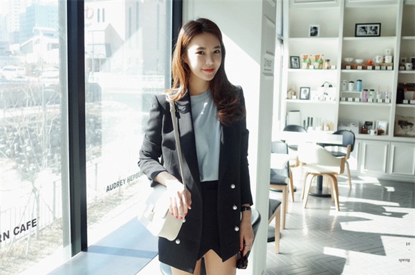 thời trang trong Hậu duệ của Mặt Trời