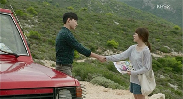 thời trang trong Hậu duệ của Mặt Trời