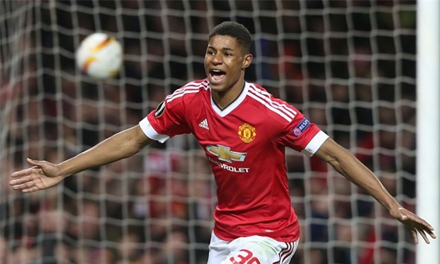 Nhung ky luc cua bong da chau Au duoc lap mua nay hinh anh