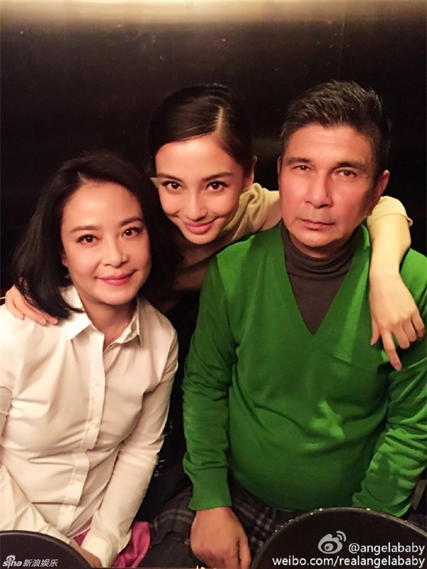 Gia đình nhỏ của Angela Baby