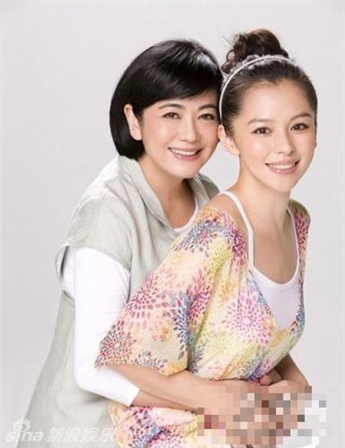 Từ Nhược Tuyên và mẹ