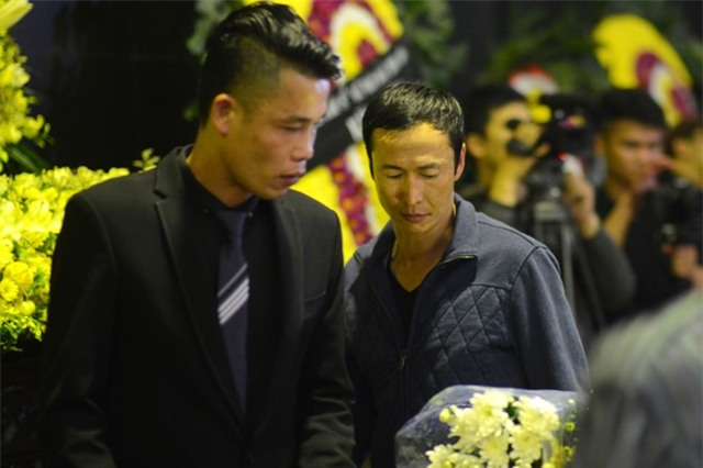 Nghe si Viet tien dua Tran Lap hinh anh