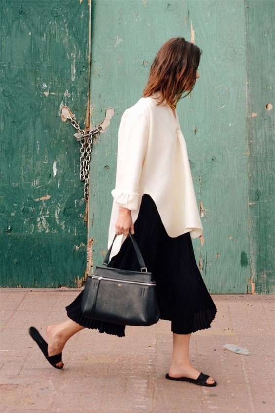 trang phục khôg phu hợp công sở