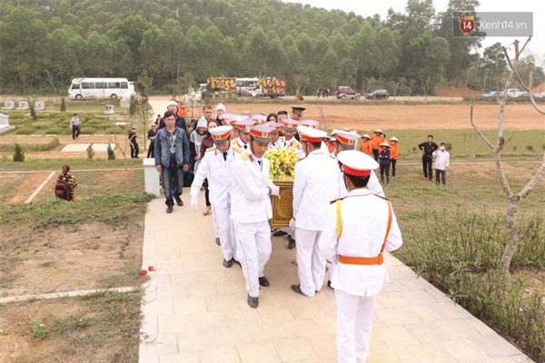 Toàn cảnh tang lễ đầy nước mắt tiễn đưa nhạc sĩ Trần Lập - Ảnh 41.