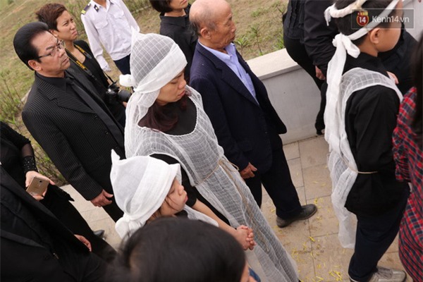 Toàn cảnh tang lễ đầy nước mắt tiễn đưa nhạc sĩ Trần Lập - Ảnh 42.