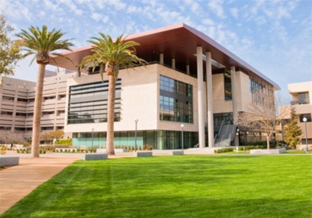 Nhung dai hoc dao tao nganh Y tot nhat the gioi hinh anh