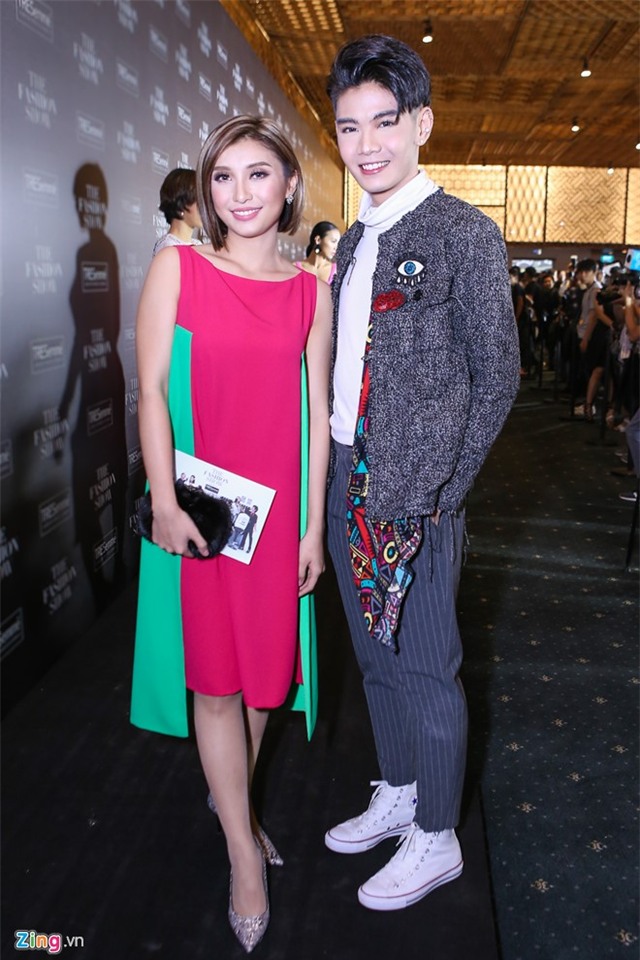 Pham Huong, Dang Thu Thao thu hut o su kien hinh anh