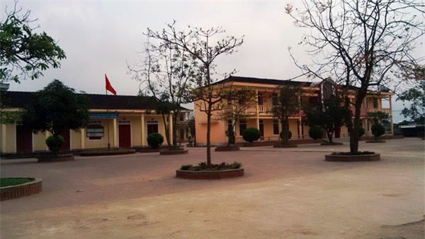 hieu pho tu tu tai truong la nguoi day gioi, tinh hai hoa hinh anh 1