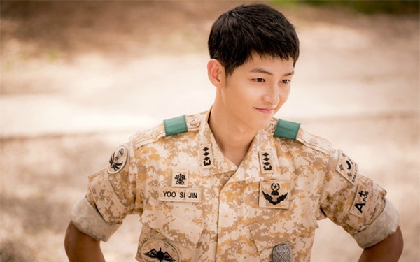 Luật lệ các bà mẹ bỉm sữa đặt ra cho chồng những ngày Hậu duệ mặt trời lên sóng - Ảnh 4.