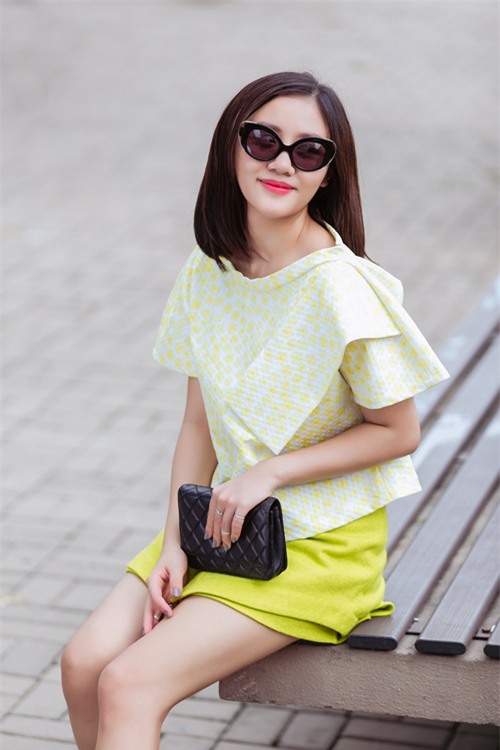 my nhan viet thoa mau son gi de ton da, quyen ru? - 1