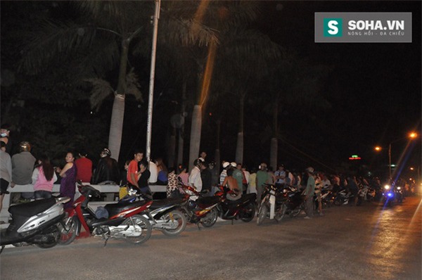 Bỏ lại bé trai 2 tuổi, chàng trai nhảy cầu cứu bạn gái tự tử - Ảnh 2.