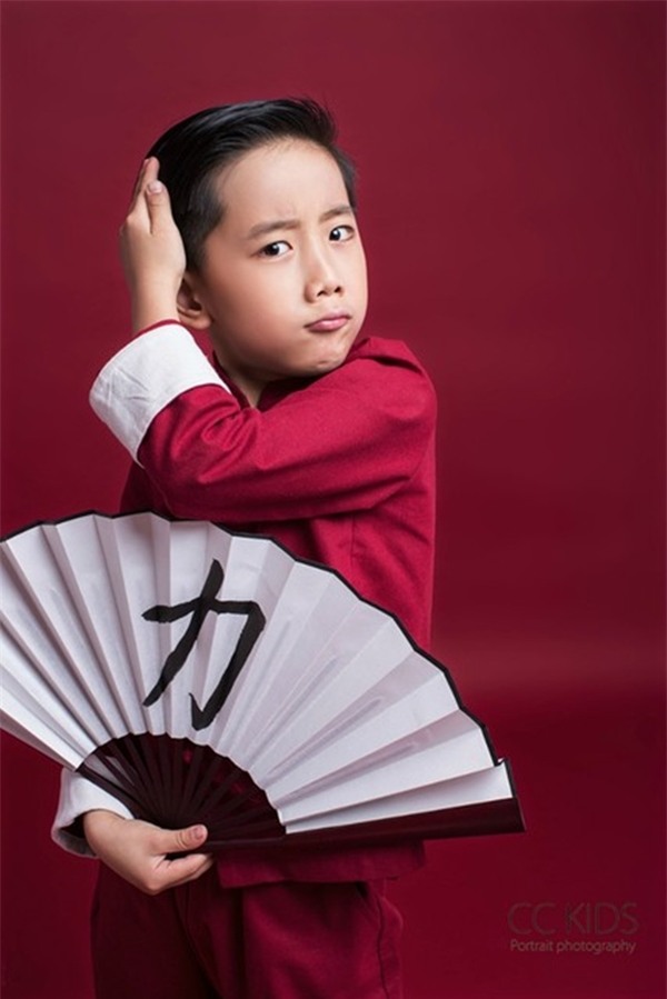 Phát sốt với cặp đôi đáng yêu của Hậu duệ mặt trời phiên bản nhí - Ảnh 3.