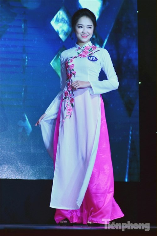 Lộ diện nữ sinh xinh đẹp, tài năng nhất trường Báo - ảnh 3