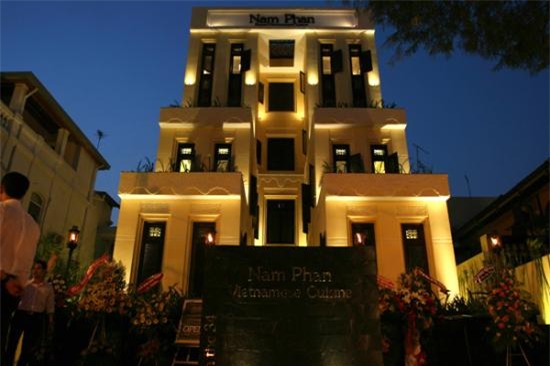 đại gia ngàn tỷ, đại gia khaisilk, doanh nhân, lâu đài trắng, phú mỹ hưng