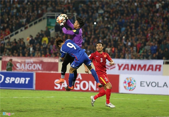 Cham diem tuyen Viet Nam: Ruc sang hang cong hinh anh