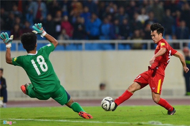 Cham diem tuyen Viet Nam: Ruc sang hang cong hinh anh