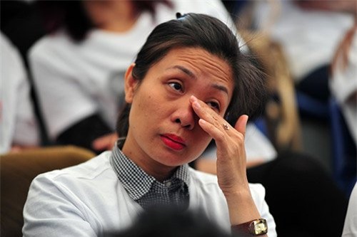 ngan giot nuoc mat roi trong show tuong nho tran lap hinh anh 9