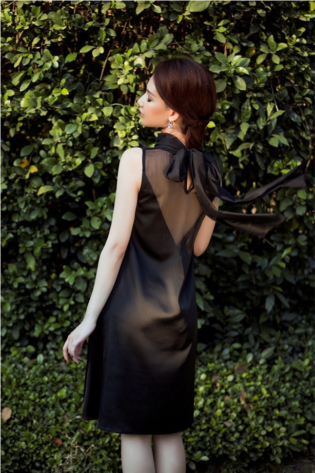 Thỉnh thoảng người đẹp cũng xuất hiện ở một vài sự kiện nhưng không nhiều.