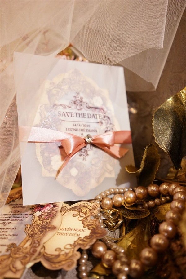 Bật mí thiệp cưới đậm chất cổ tích của Lương Thế Thành và Thúy Diễm - Ảnh 7.