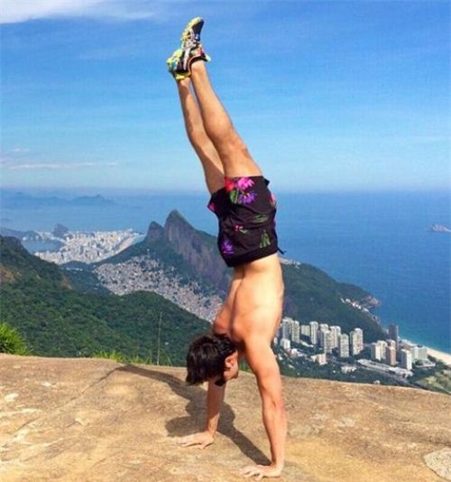 them mot bac si “soai ca” khien chi em phat sot - 4