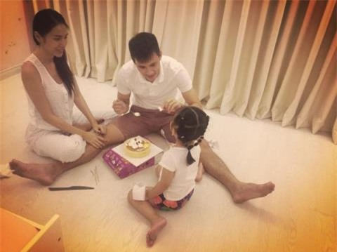 Thủy Tiên và Công Vinh chưa bao giờ công khai hình ảnh con gái với truyền thông.