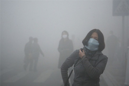 Số trường hợp ung thư phổi đang tăng ở Trung Quốc giữa lúc tình trạng ô nhiễm không khí ngày một nghiêm trọngẢnh: Kyodo