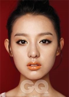 ngam-my-nhan-xinh-khong-kem-song-hye-kyo-trong-hau-due-mat-troi-blogtamsuvn011