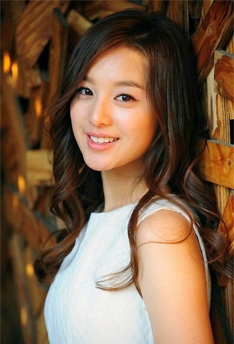 ngam-my-nhan-xinh-khong-kem-song-hye-kyo-trong-hau-due-mat-troi-blogtamsuvn02