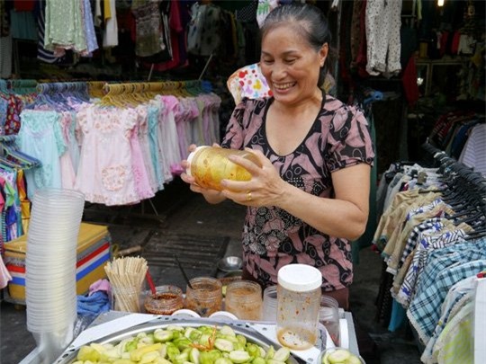 món xoài lắc, xoài lắc, ẩm thực, ẩm thực đường phố, sài gòn, giới trẻ