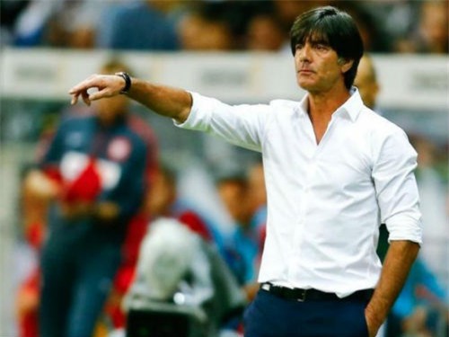 Khi người Đức nhìn vào Azzuri để lấy lại thăng bằng - 1