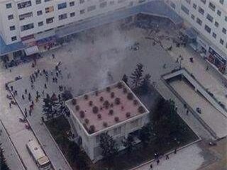 bốt điện, nổ như bom, dân chung cư, náo loạn, Linh Đàm