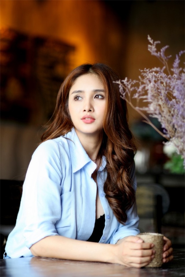Thao Trang: 'Toi trang tay khi ly hon Phan Thanh Binh' hinh anh 3
